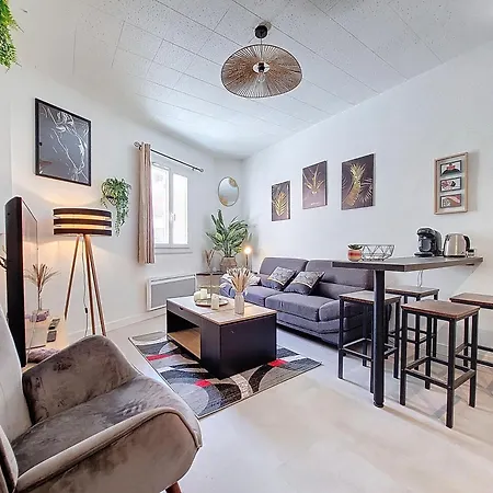 Evasion Amoureuse Avec Balneo Romantique Sete